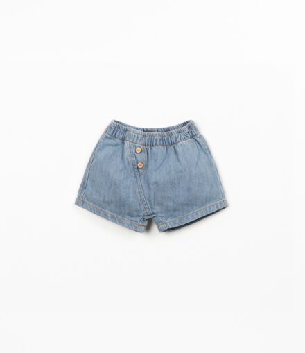 Short James - Play Up