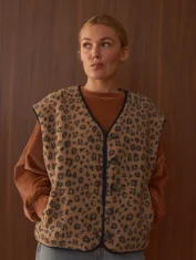 gilet-femme-neo-moumoute-leopard-marlot-paris gilet-femme-neo-moumoute-leopard-marlot-paris
