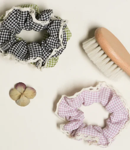 Chouchou Vichy et Macramé Parme - Gentil Coquelicot (Copie)