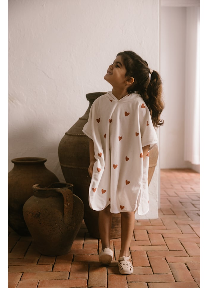Poncho Tiny Hearts - Mrs Ertha – Image 2